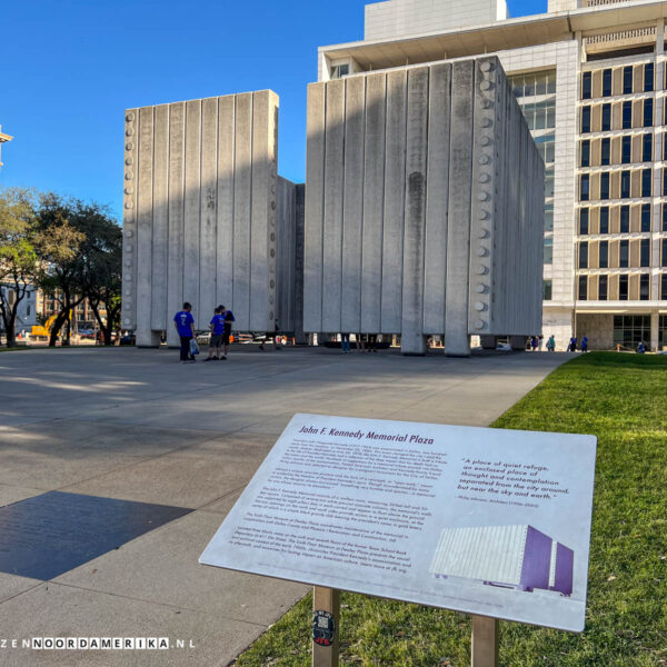 John F Kennedy Memorial Plaza